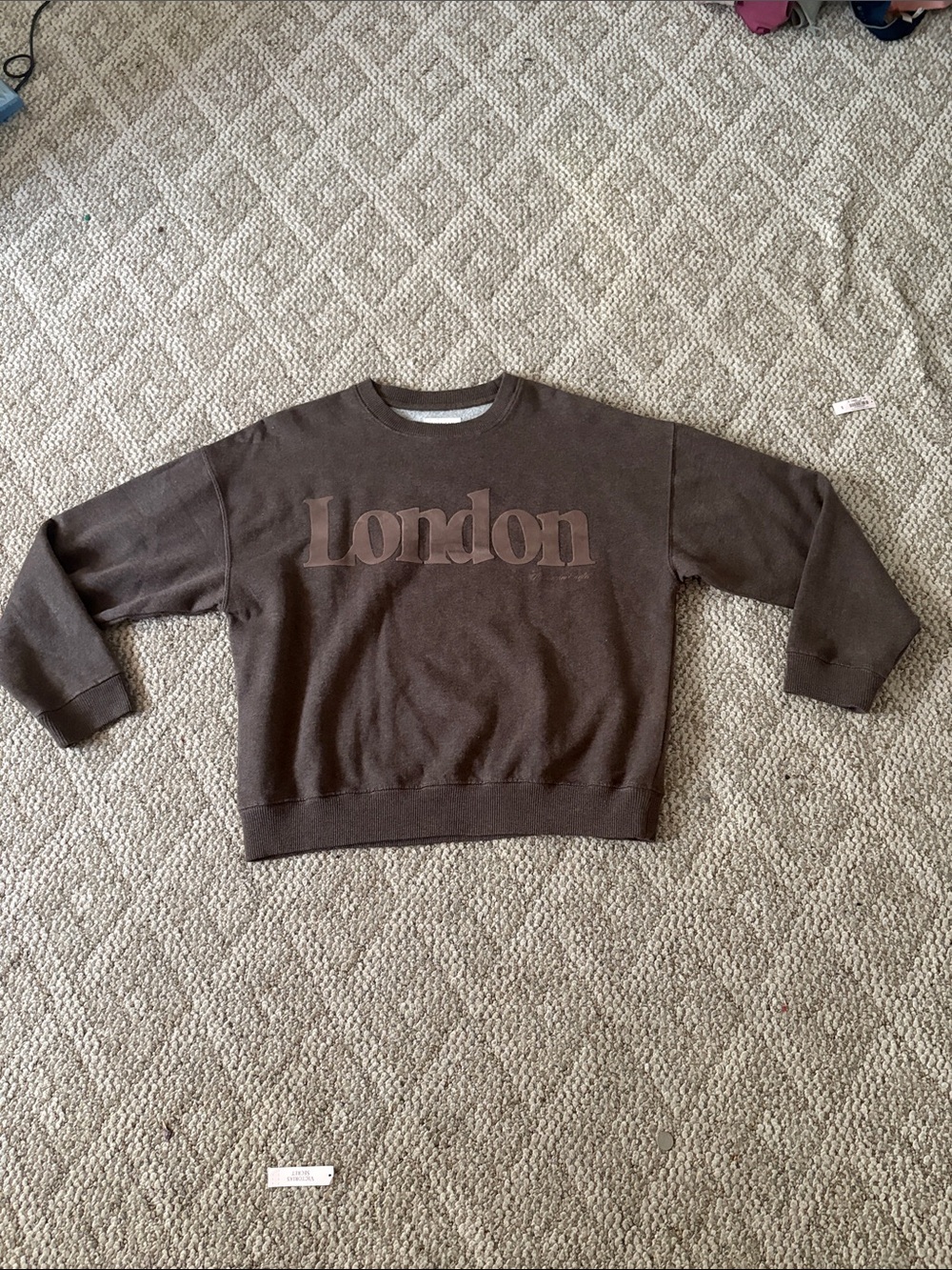 American Eagle Outfitters Brown 'London' Crewneck Sweatshirt